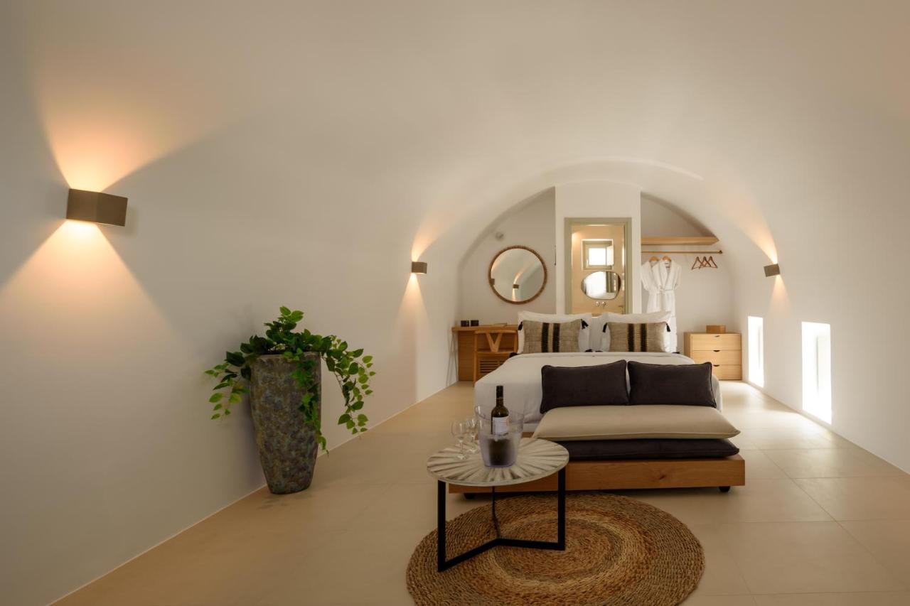 Luxury Bed & Breakfast Fira (Santorini)